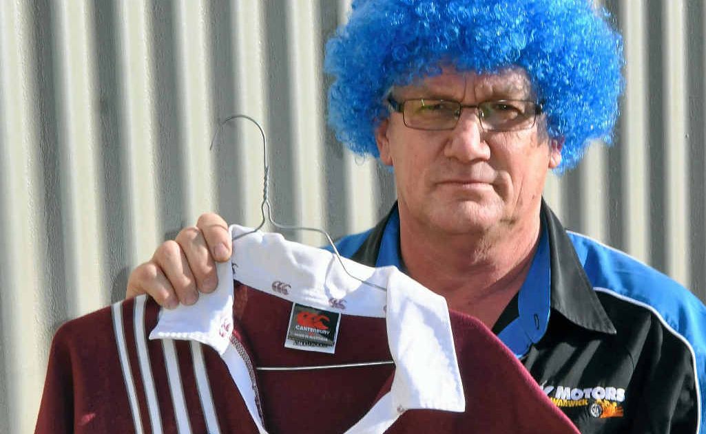 David Kemp lost his Origin bet and ended up wearing a blue wig for the duration of yesterday instead of his beloved Maroons jersey. David Kemp lost his Origin bet and ended up wearing a blue wig for the duration of yesterday instead of his beloved Maroons jersey.